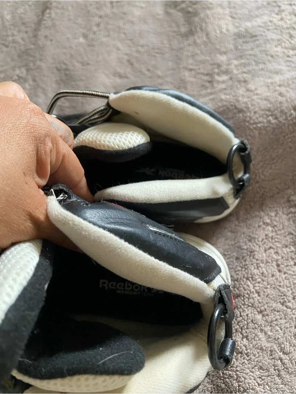 Reebok sporty sneakers